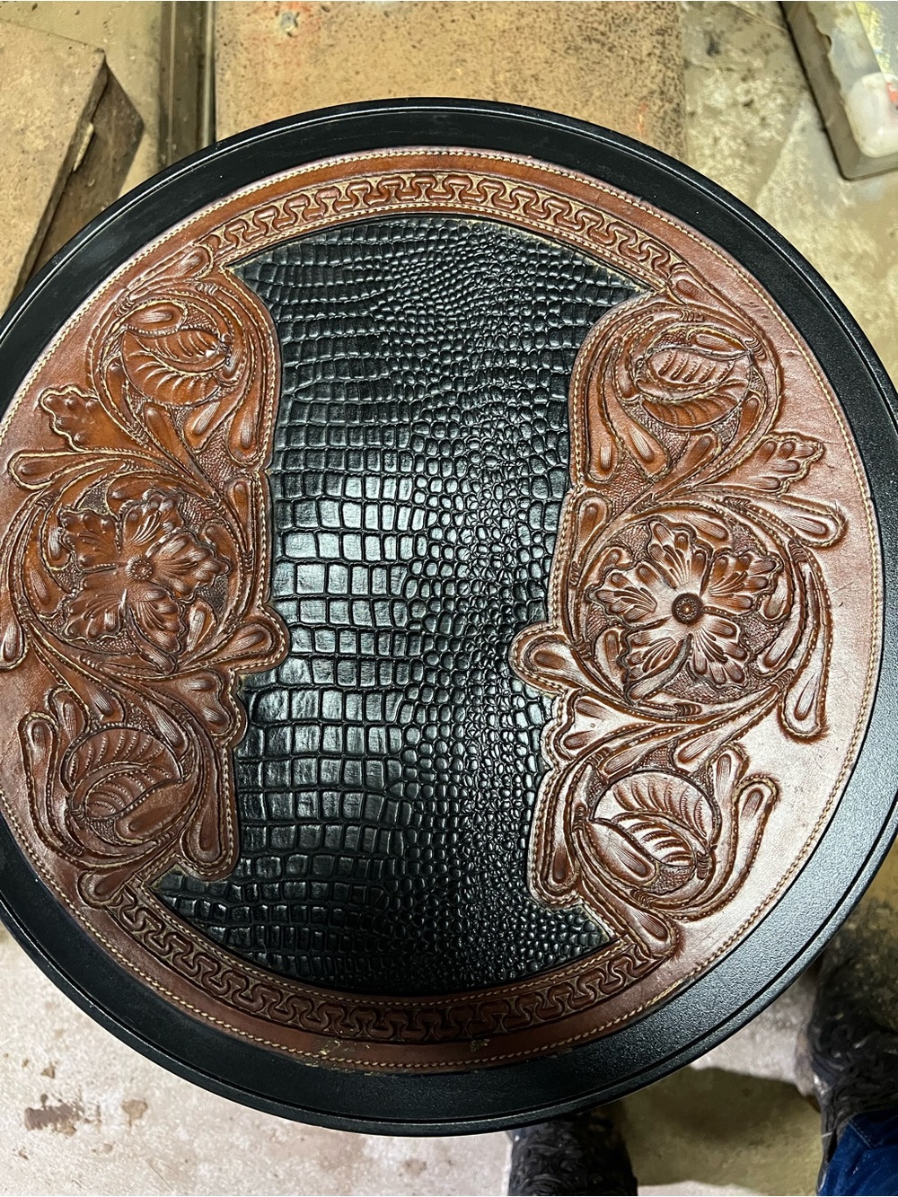 Source Unknown Black and Brown Tooled Leather Round Seat